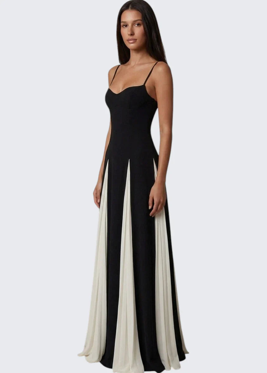 Carli | Sweetheart Neck Pleated Maxi Dress